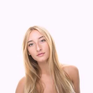 Meet your Posher, Ella